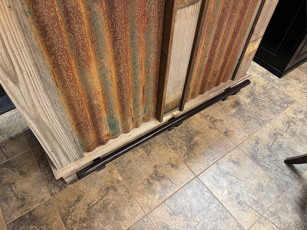 Texas Maddie Bar Display Outlet "As Is"