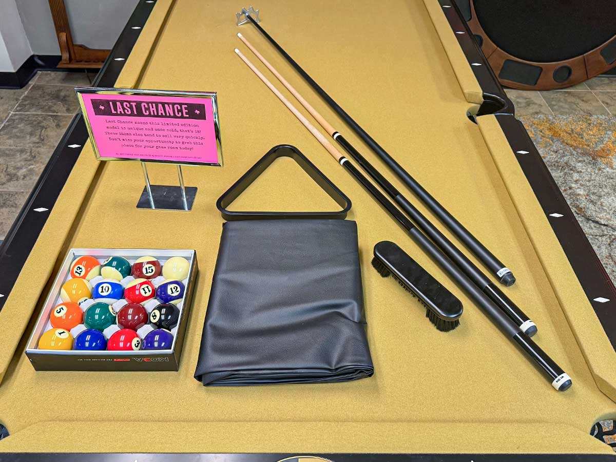 Echo Pool Table Display Dallas "As Is"