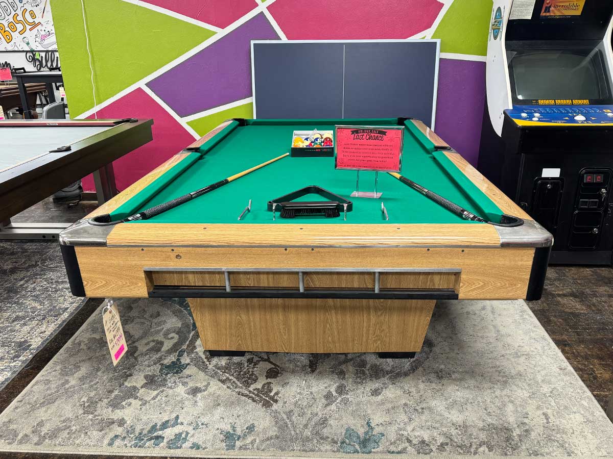 Universal Pool Table Slate Pool Tables Logos Gandy Pool Table Display Outlet