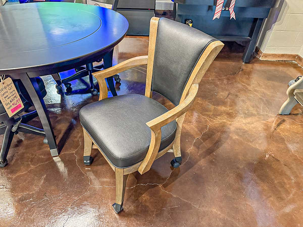 Gingerbread Game Set Display Dallas "As Is"