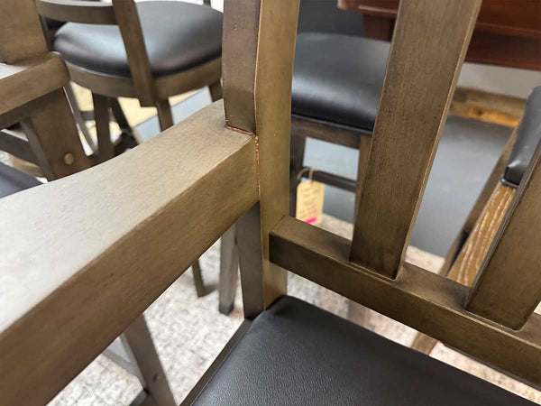 Victoria Spectator Chair Display Dallas "As Is"
