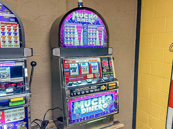 Mucho Dinero Slot Machine Display Dallas "As Is"